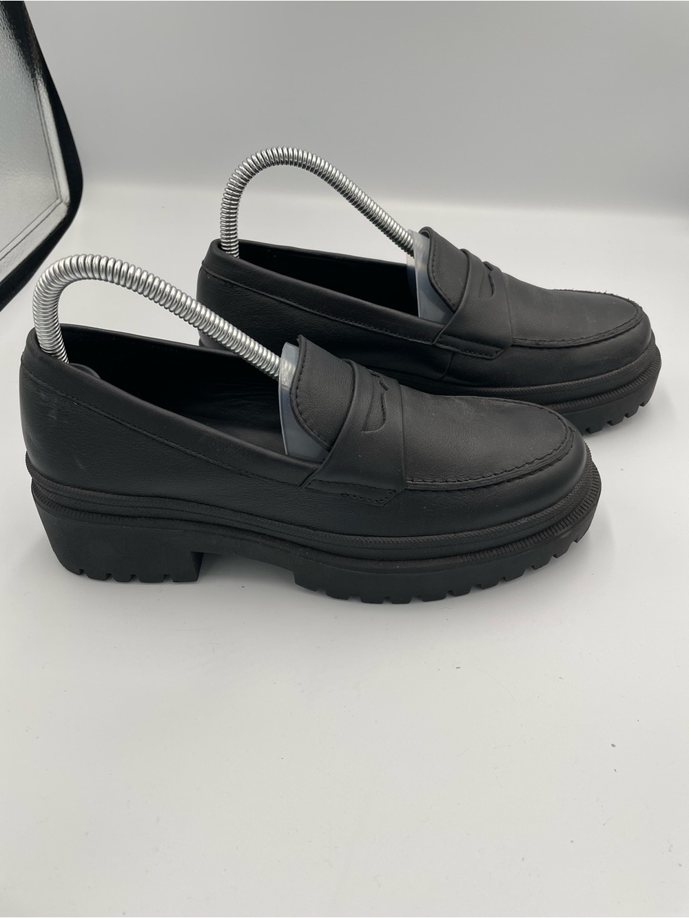 Patina Women's Black Zoe Leather Chunky Loafers Shoes Size 7